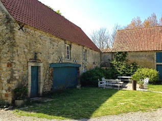 La Ferme Du Dizacre - Chambres d'hôtes, Gîtes et Antiquités.