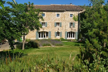 Le Moulin Vieux