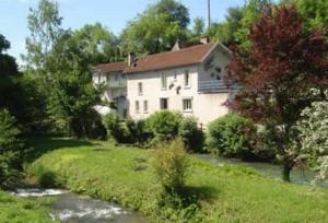 Aux berges de La Cascade