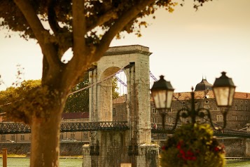 Regard sur le fleuve