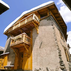 Chalet Abode - The Alpine Club Luxury Chalet Collection