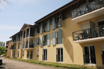 Zenitude Hôtel-Résidences Divonne-les-Bains : L'Orée du Parc