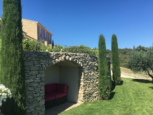 PETIT PALAIS D'AGLAE (Hôtel Gordes, Restaurant Gordes, Spa Gordes)