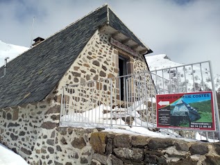 Refuge De Meije Costes