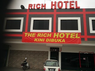 Rich Hotel