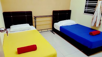 D' Tanjong Melaka Homestay (Tanjong Minyak)