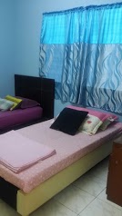 Nollyz Homestay Beranang