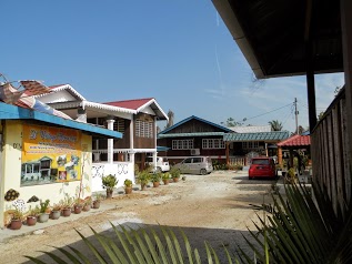 Dvillage Homestay Tanjung Karang(Paksu)