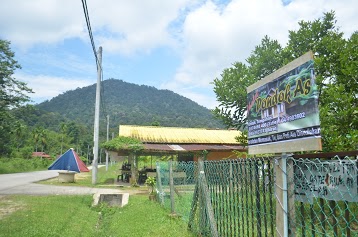 Pondok As Sedim River Lodge and Orchard