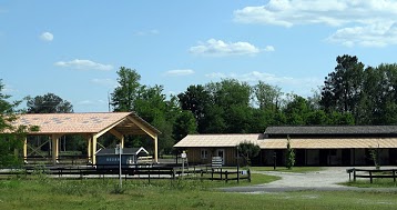 Les Ecuries Du Lac D'hostens