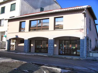 Point Accueil Le Rouget - OT Chataigneraie Cantal