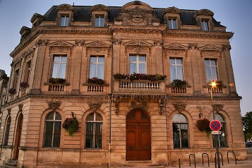 Mairie de Coutras