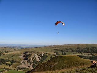 Ecole de Parapente Puy-Mary