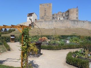 Amis du Château de Montrond les Bains