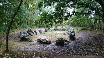 Tumulus du Jardin aux Moines