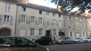 Hôtel Les Platanes