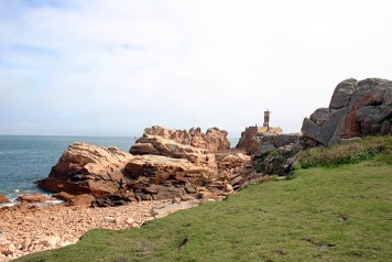 Paon Lighthouse