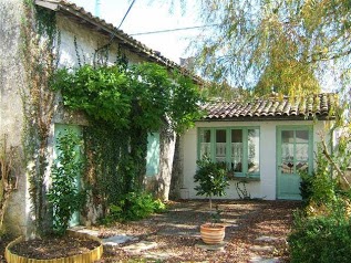 Bay Tree Cottage Rural Gite