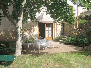 Gite Petite maison au bord de l'eau