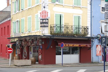 Hôtel Bar du Pont Levant