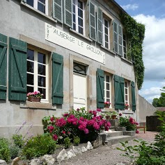 Auberge Le Grillon Bed and Breakfast