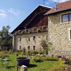 Les Louisots - Chambres d'Hôtes & Ferme-Auberge