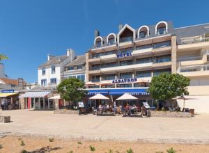 Albatros Hotel