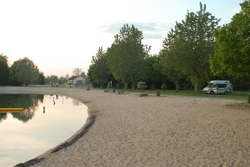 Camping les terres rouges