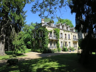Le Chateau de Poigny