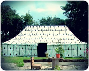 Yourtes Mongoles, Tipis Indiens & Tentes Caïdales en Normandie