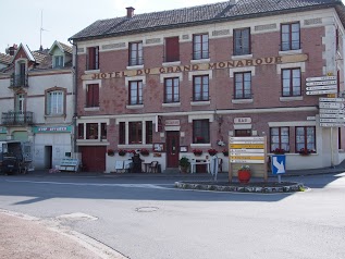 Hôtel Le Grand Monarque