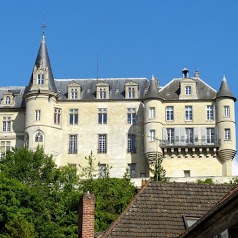Châteaux de Mello
