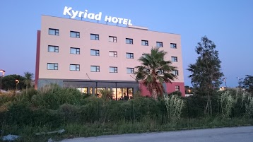 Hôtel Kyriad Marseille Provence – Aéroport