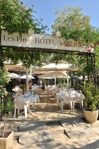Hotel Restaurant Les Pins