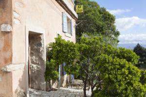 Logis Hôtel le Mas et la Flambée du Luberon