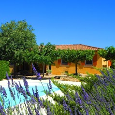 LES LUMIGNONS - Location Gîte Luberon