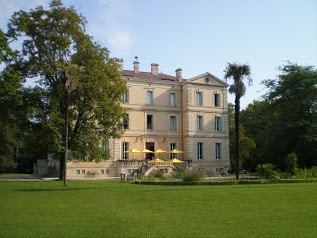Chateau De Montcaud
