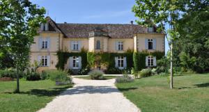 Château le Tour - Chambres d'Hôtes