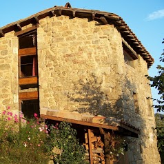 Gîtes de Chapelèche Vue exceptionnelle au coeur de l' Ardèche !