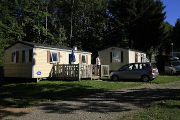 Camping Au Pré du Lac***