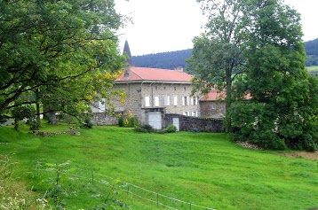 La Grange des Lunes d'Eau