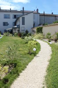 De la Chambre au Jardin