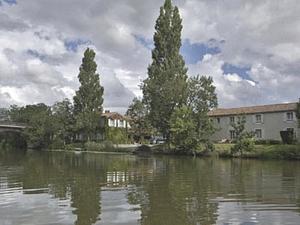 Logis Auberge de la Rivière