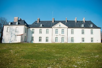 SURPRENANTES - Château du Pé