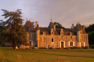 Château de la Giraudiere en Val de Loire - Blaison-Gohier